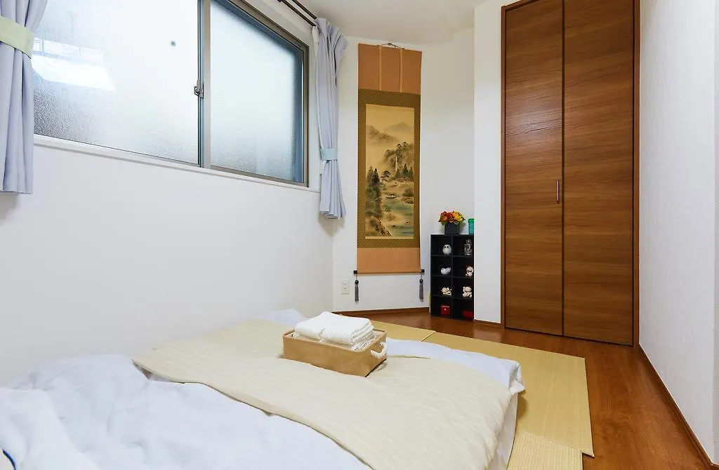 E-Haneda Luxury House Tokyo 0*,